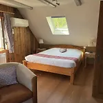 Chambres Gambrinus Гостевой дом Бебленхайм