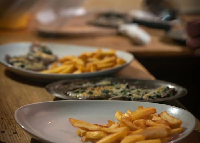 Le Gambrinus D'hotes Et Restaurant 3*